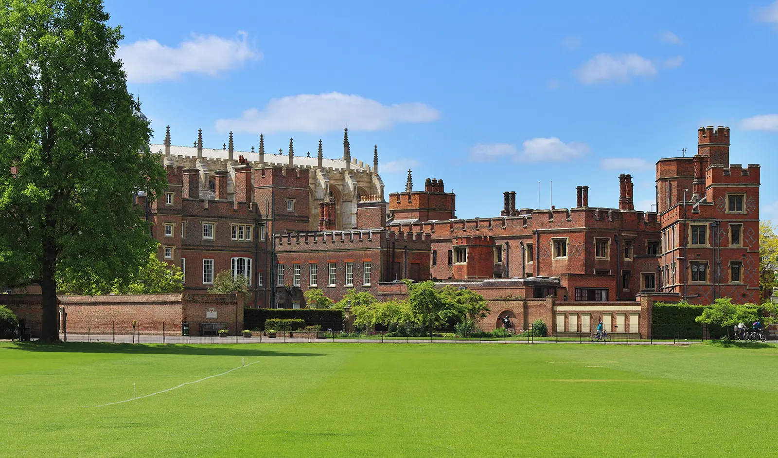 Amplify Digital Marketing for Schools - Blog Article - Cover Image of Private School on Sunny day